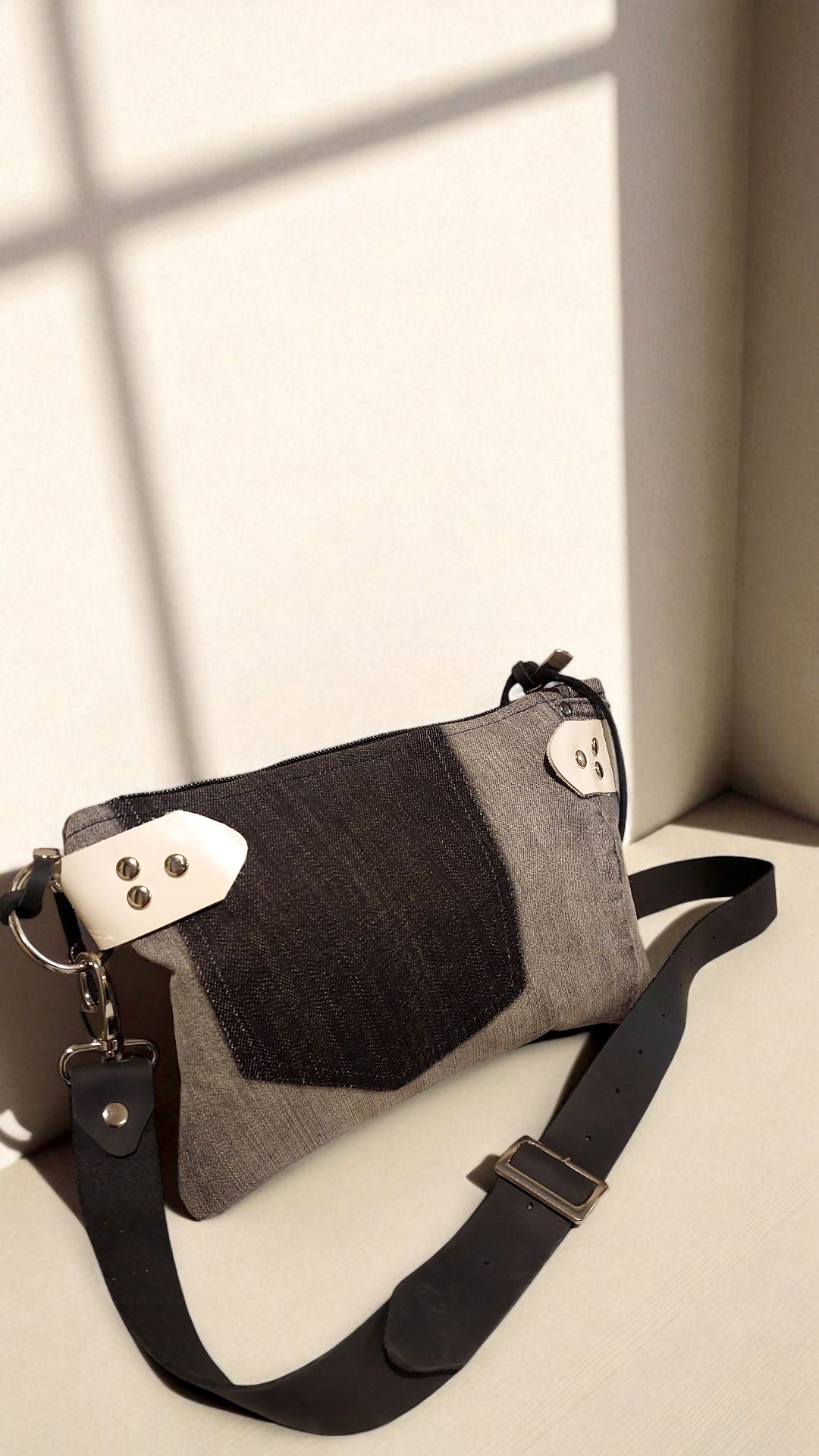 Clutch Silver