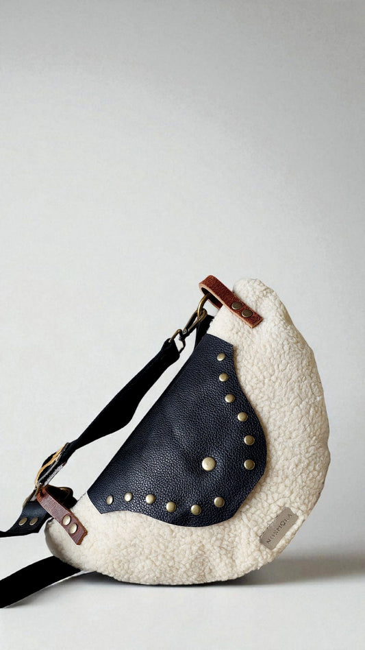 Medialuna corderito Bag